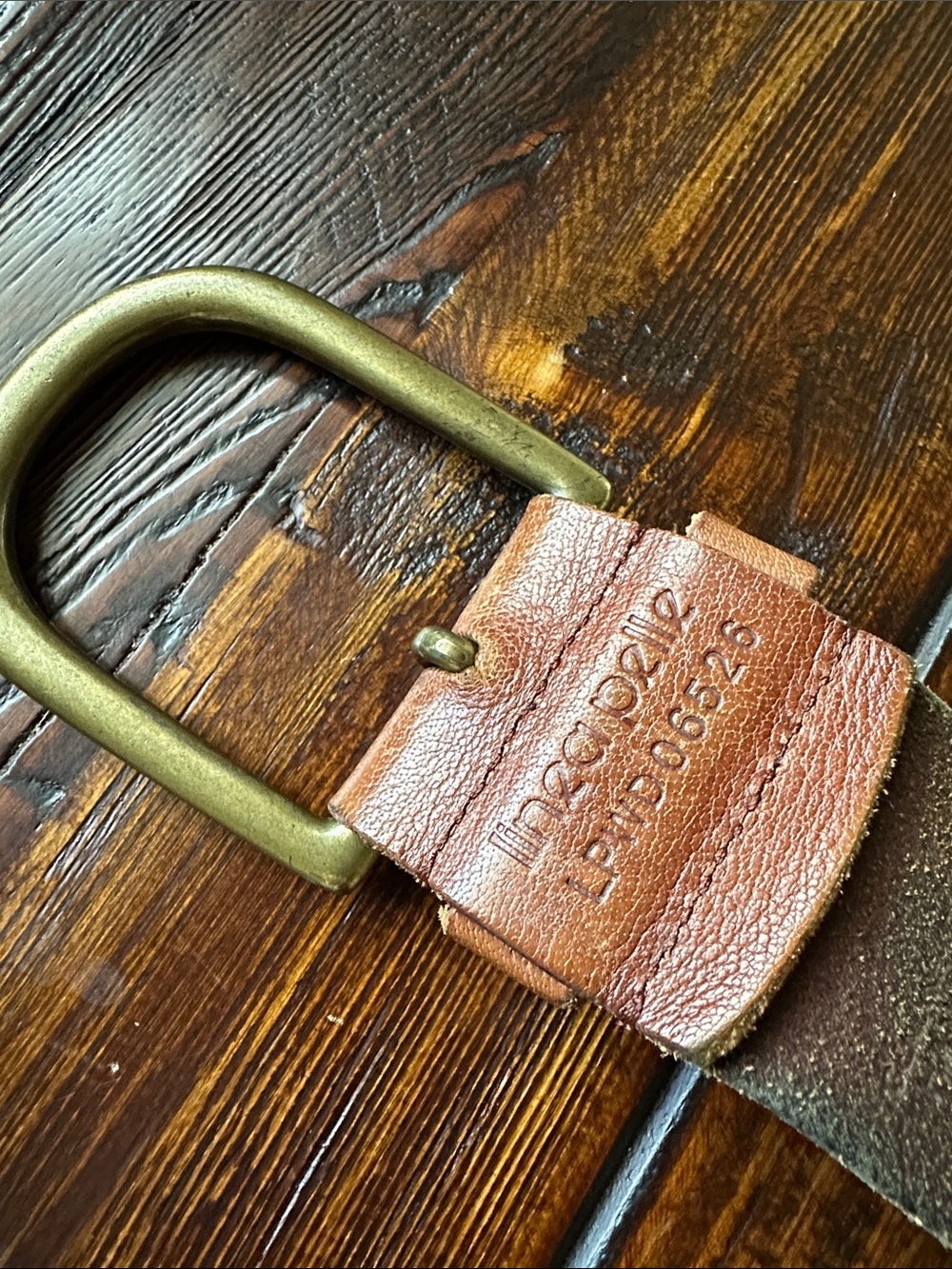 Women’s Linea Pelle Leather Belt with Antique Brass D-Buckle and detail